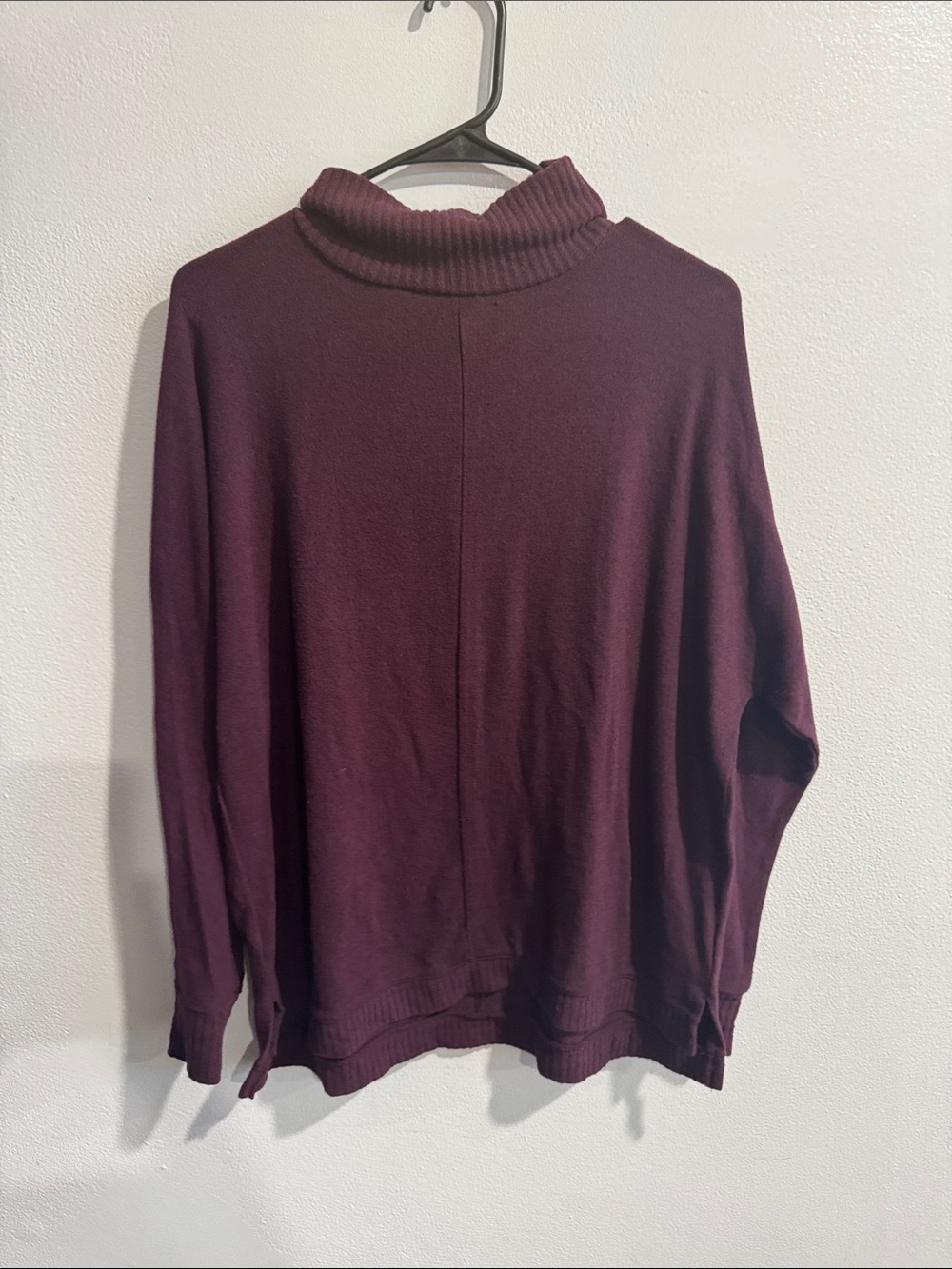 LOFT Plum Neck Sweater size Large